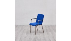 Синий мягкий стул